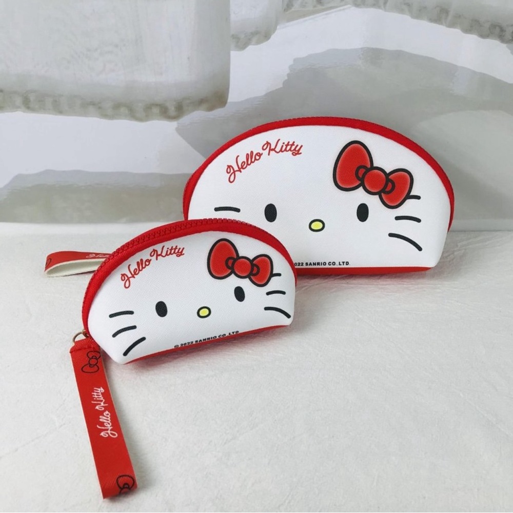 Hello Kitty Wristlet Set